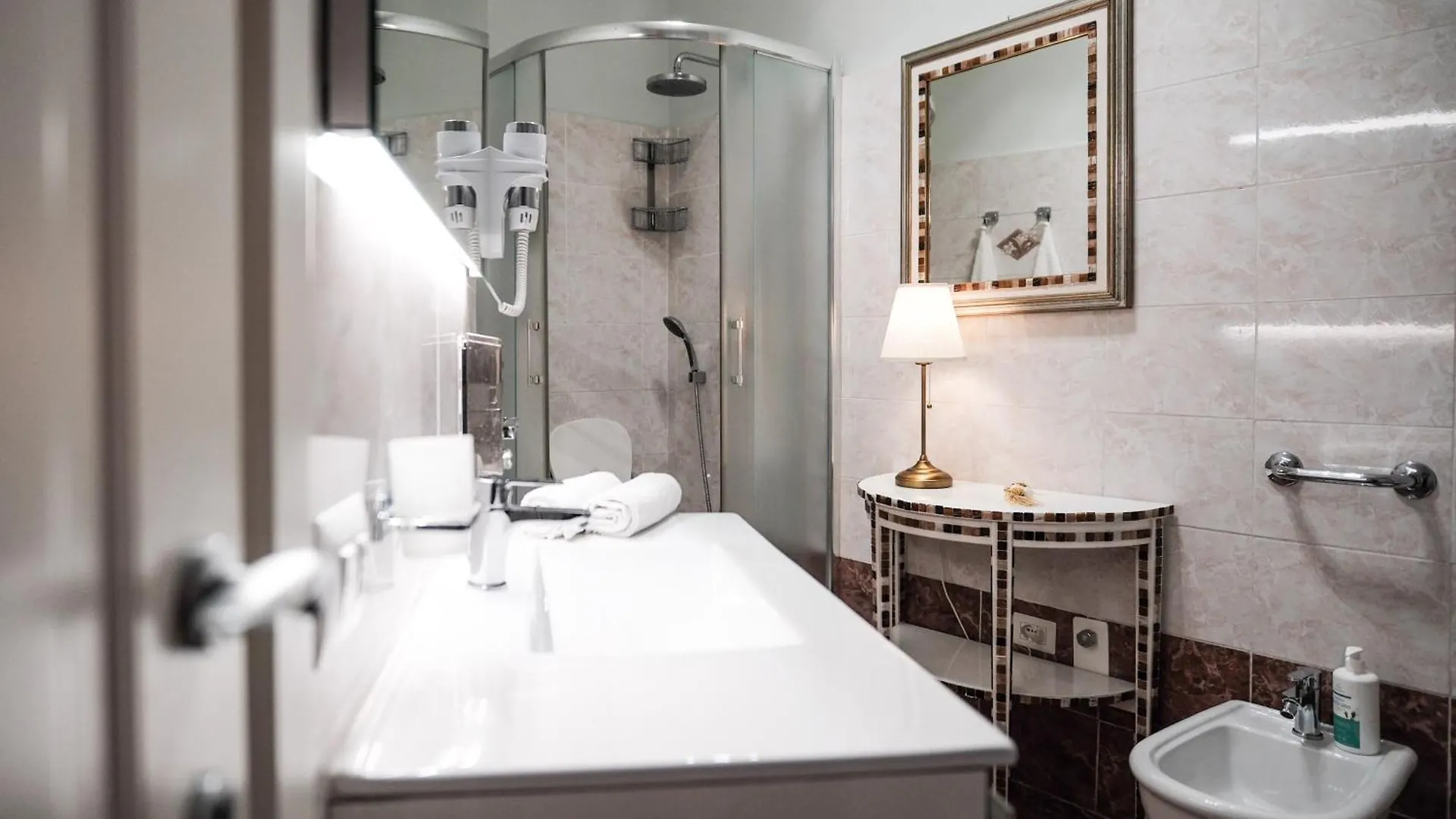 Appartamento Roman Holidays House Marconi Italia