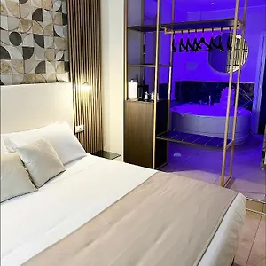  Guest house Albadea Suites&jacuzzi